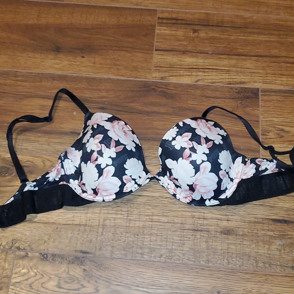 VS PINK Bra
